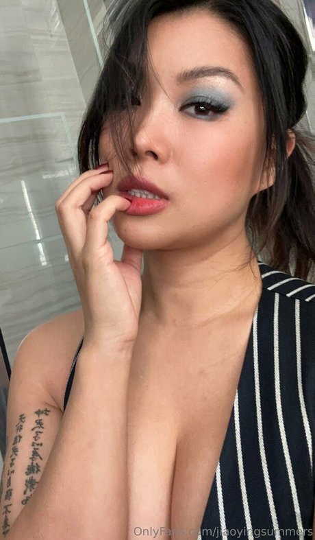 jiaoyingsummers modèle xxx des photos