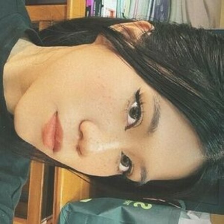 Nulukrotch actrice porno photo