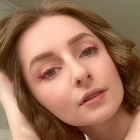 katefaefree modèle exclusif des photos