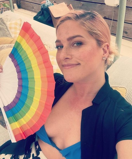 Cassadee Pope étoile parfaite galeries