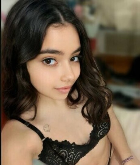 mia moxie sexe star archive