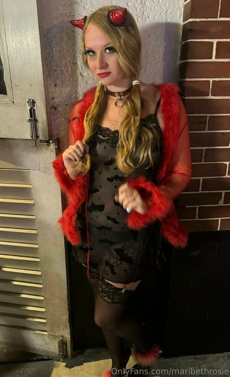 Maribethrosie haut étoile des photos