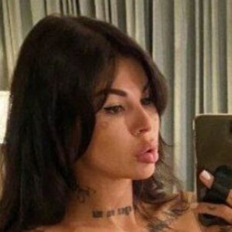 Dj Lady Vamp belle star du porno galeries