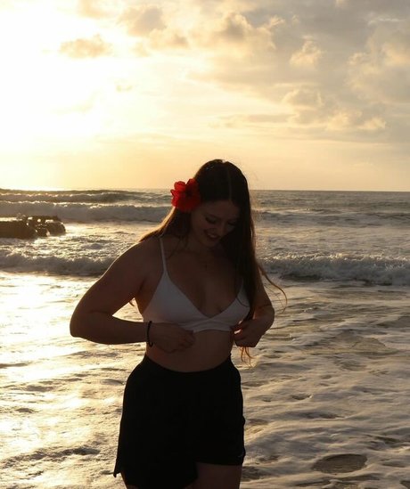 Katelyn Miller actrice artistique galerie