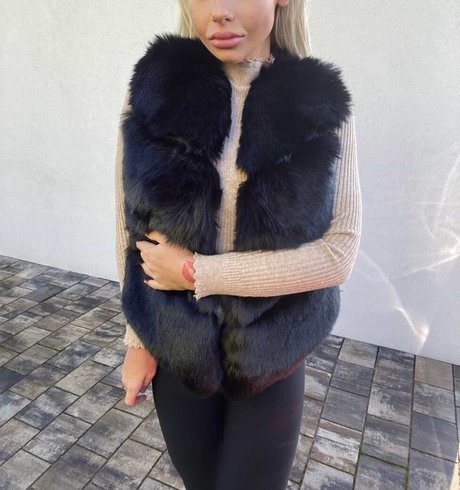 Nikola ihova modèle de haute qualité des photos