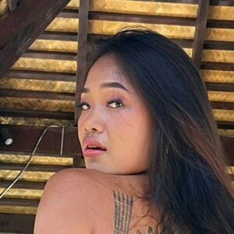 Smiley Mind modèle érotique photos