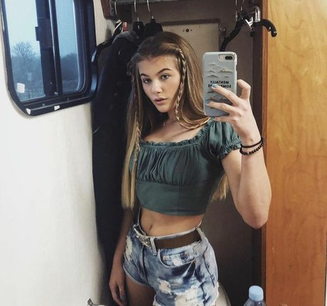 Kerri Medders modèle xxx des photos