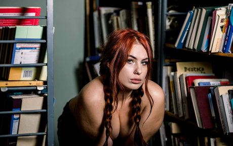 claudia nerdy actrice pornographique des photos