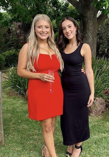 Becca M actrice de nus images