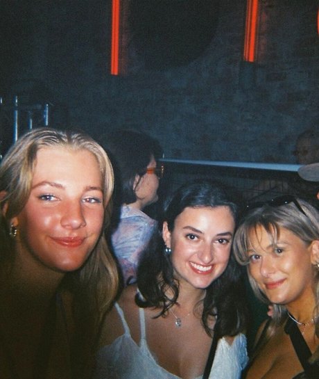 Becca M xxx star du porno photos