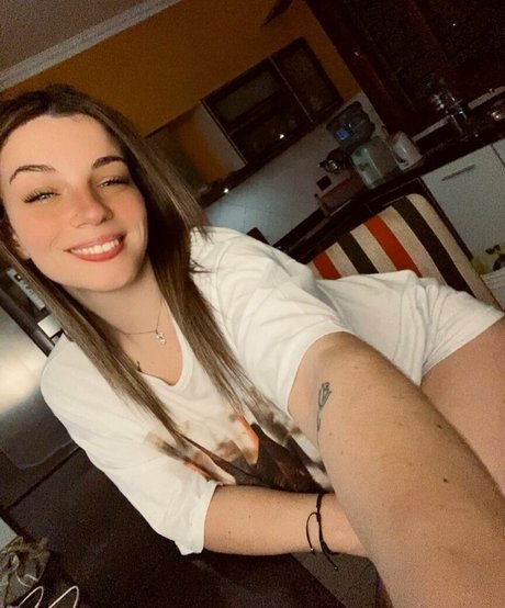 Micaela Perlezzi modèle sexy galeries