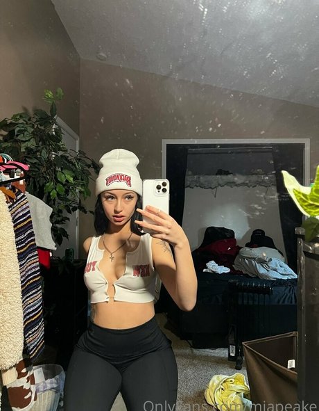 mia angelina star du porno chaude archive