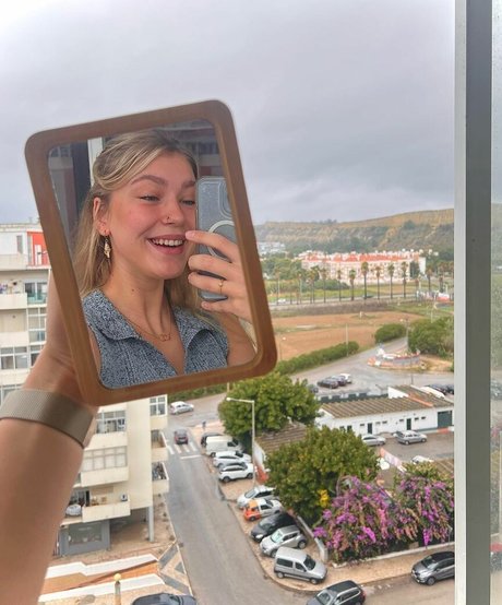 Bouncyloon actrice libre collection