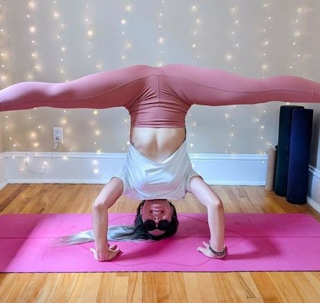 Hot Yoga Babe étoile sympa archive