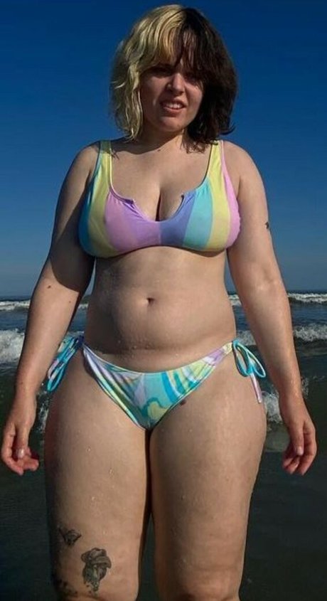 Meganxhickson art de star du porno img