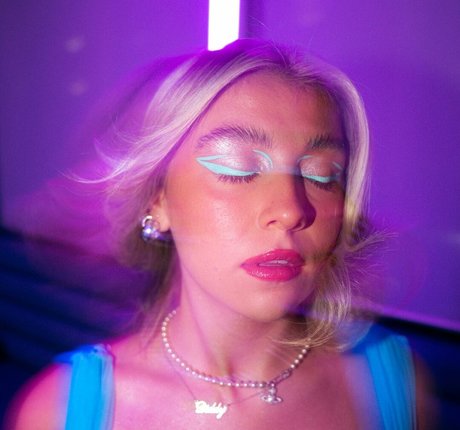 Caity Baser étoile adulte collection