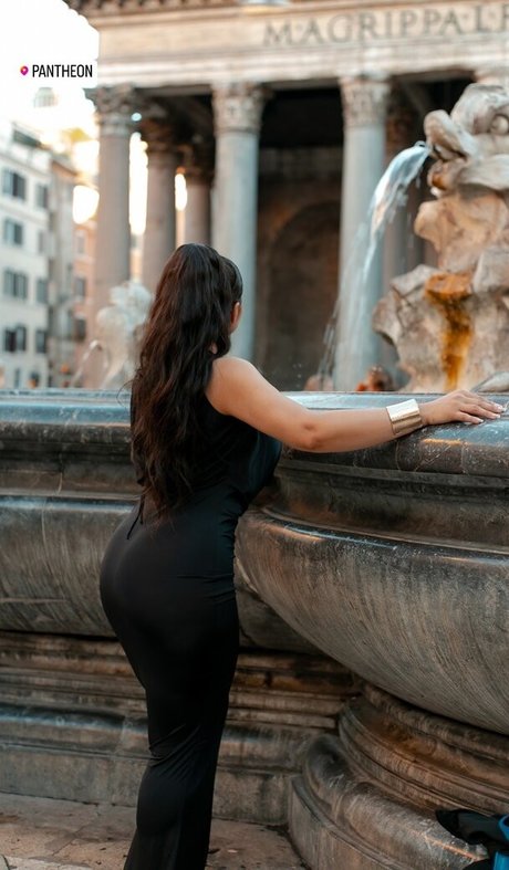 Demetria Obilor jolie star du porno des photos