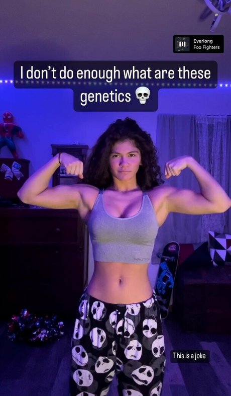 ciggybae modèle sympa galerie