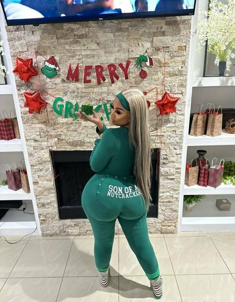 iwantjudyyy star du porno chaude photos