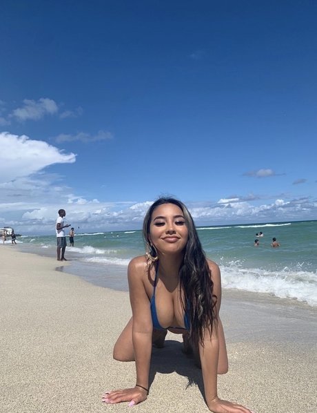 Shedidwhatttttt art modèle galerie