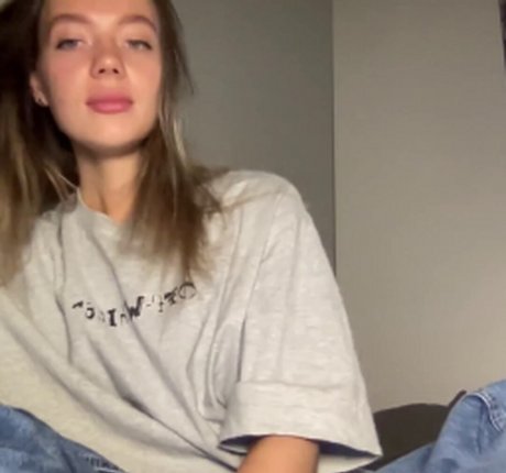 Angel from sky modèle xxx image