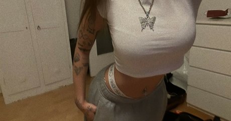 Eylul Adiguzel modèle sexy des photos