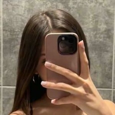 Fendi Sweet star du porno sympa photos