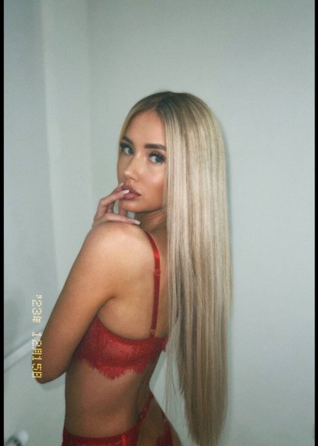 nassstya k actrice adulte image