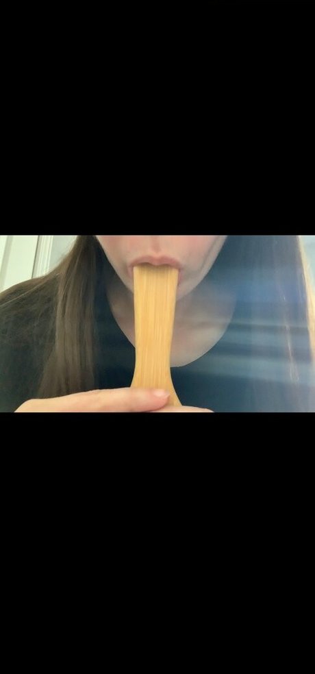 ASMR Love modèle érotique archive