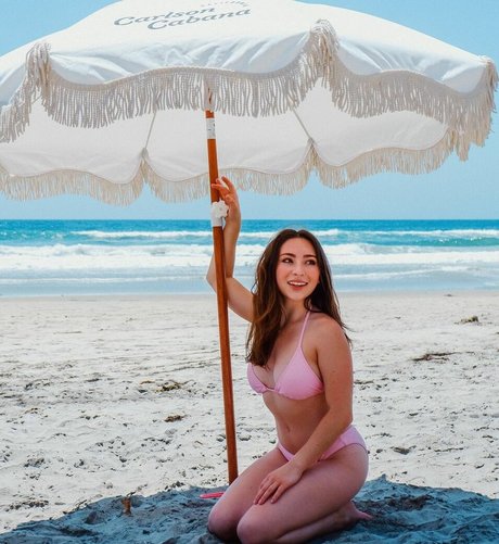 Ava Cantrell star du porno nue images