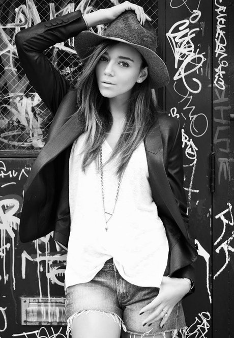 Ashley Madekwe actrice chaude des photos