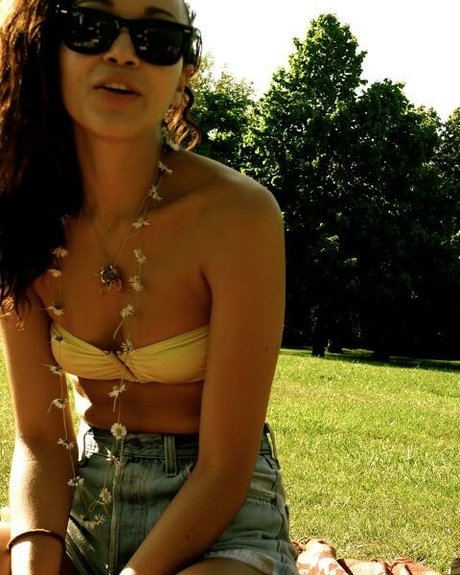 Ashley Madekwe modèle gratuit galeries