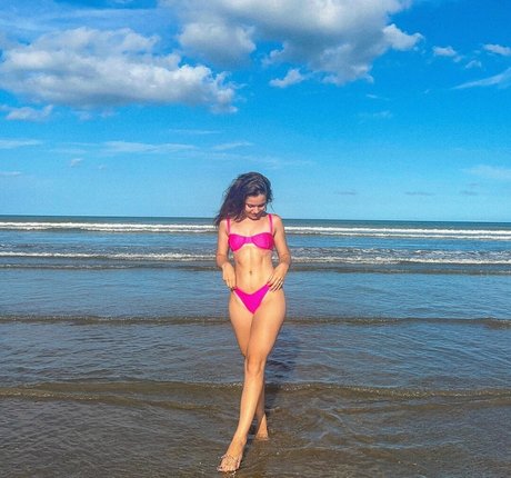 Karize Brum actrice pornographique img