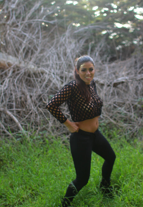 Chelsea Mcgehee art modèle galerie