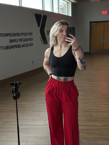 marceline vox star du porno belle img