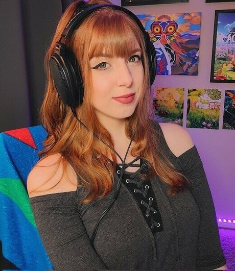 MaryMajora actrice porno des photos