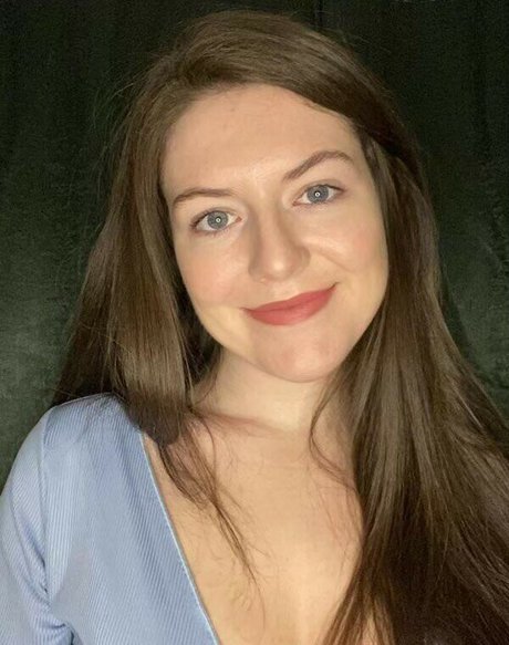 Caley Chisholm actrice exclusive galerie