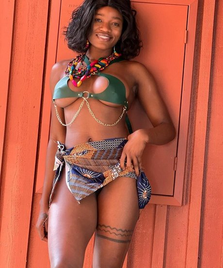 a desuwa__ étoile exclusive image