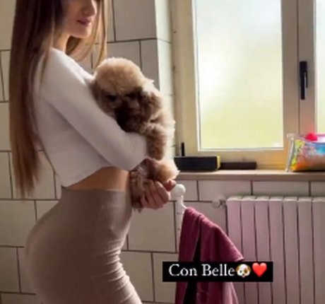 Giulia Corrado star du porno nue photos