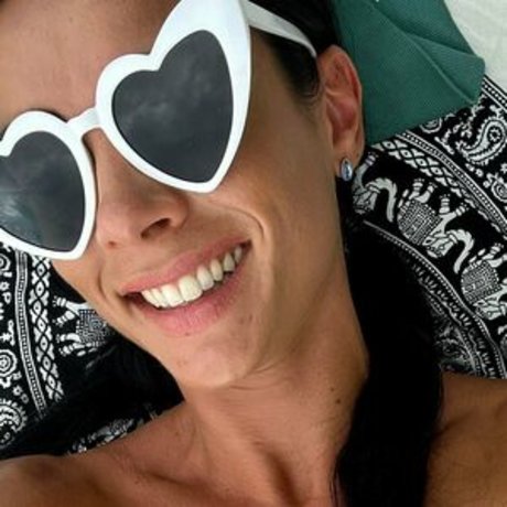 tatouages ​​blonds onlyfans porno de haute qualité photos