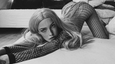 Lenkajzv modèle hd galeries