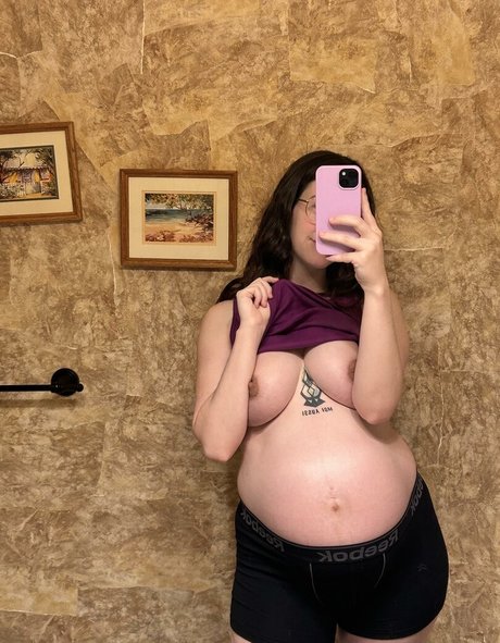 bonnie stark modèle xxx des photos