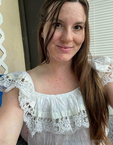 grandes aréoles onlyfans adulte chaud galerie