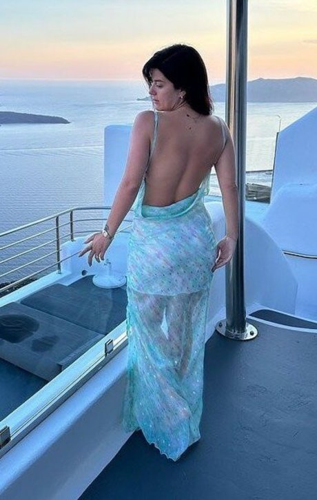 Filip Madalina Ioana modèle érotique galerie