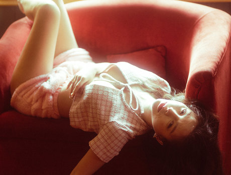 Nardear Montgod actrice nue archive