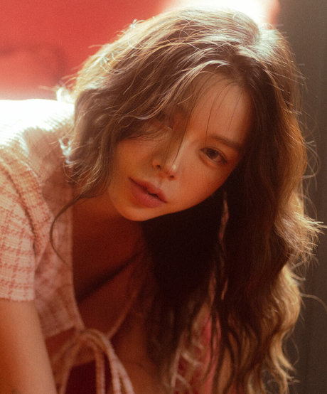 Nardear Montgod actrice nue photo