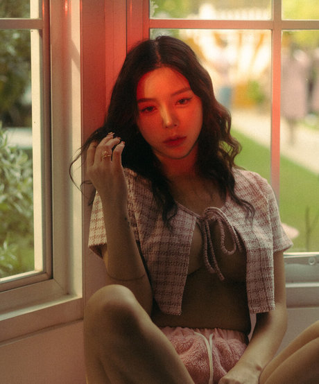 Nardear Montgod star du porno érotique collection