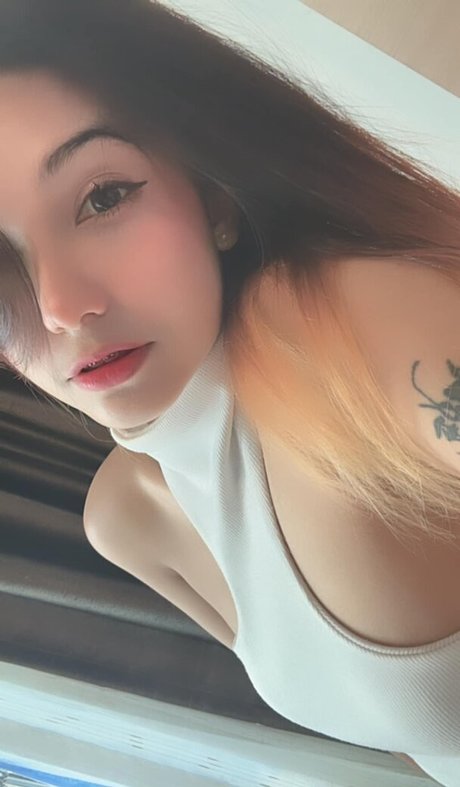 Yanna Davud actrice artistique galerie