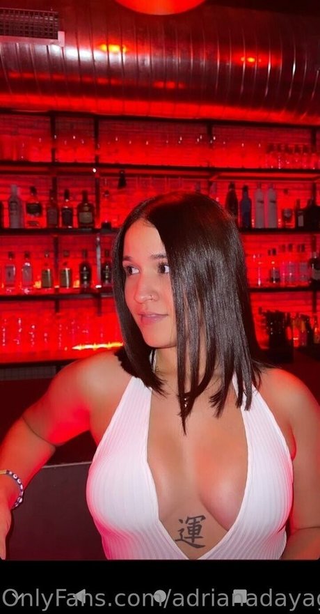 Adriana Miranda modèles nus des photos