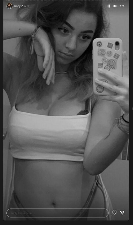 Shabenaiiiii modèle de haute qualité images